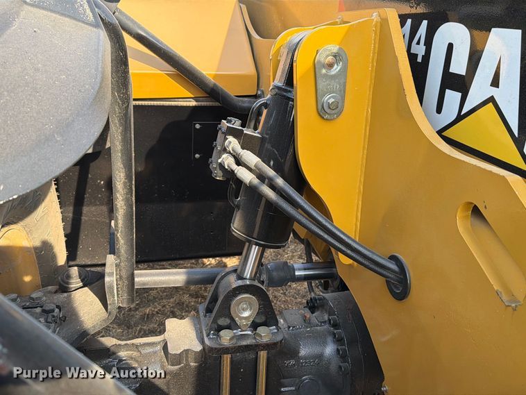 image for item FN3679 2013 Caterpillar TH514 telehandler