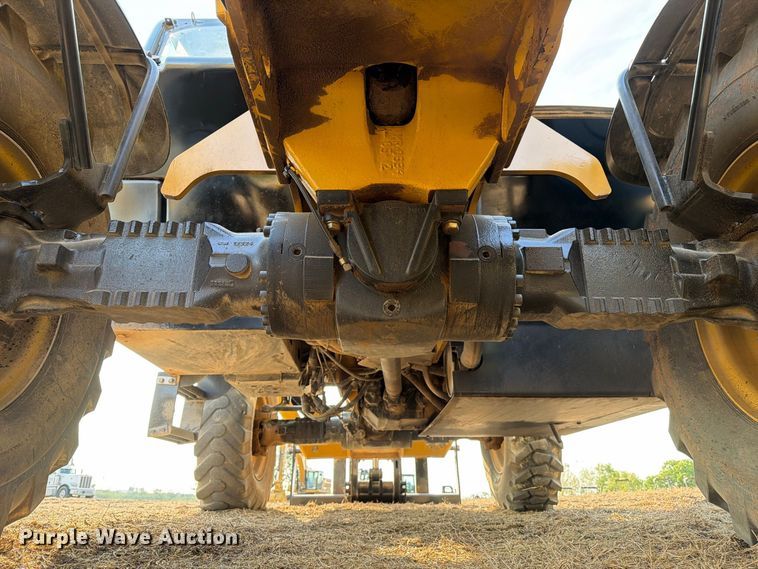 image for item FN3679 2013 Caterpillar TH514 telehandler