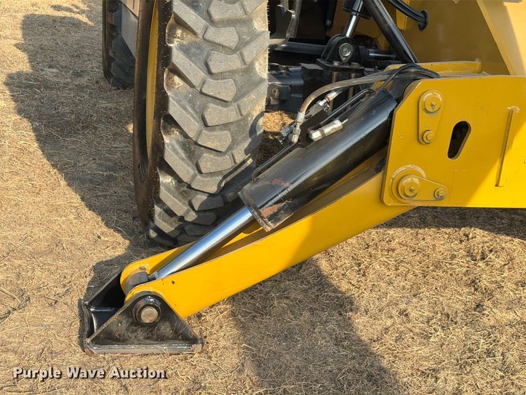image for item FN3679 2013 Caterpillar TH514 telehandler