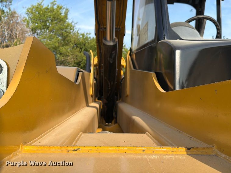 image for item FN3679 2013 Caterpillar TH514 telehandler