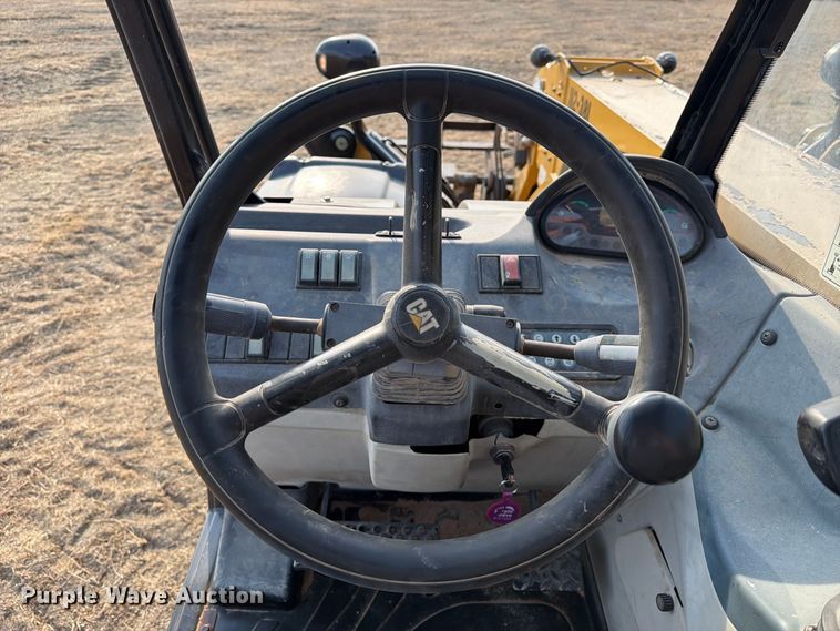 image for item FN3679 2013 Caterpillar TH514 telehandler