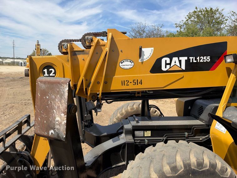 image for item FN3682 2011 Caterpillar 1255C telehandler