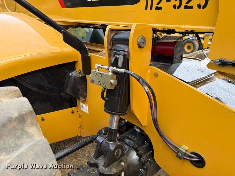 2019 Caterpillar TL1255D