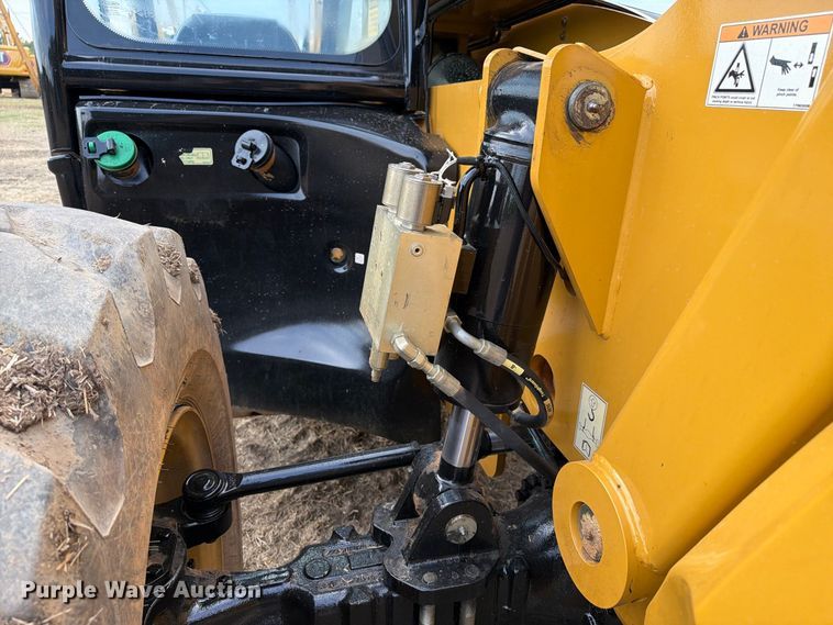 2019 Caterpillar TL1255D