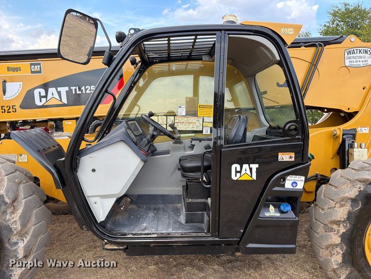 2019 Caterpillar TL1255D