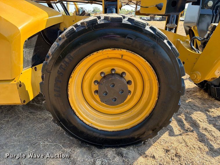 2015 Caterpillar 1255D