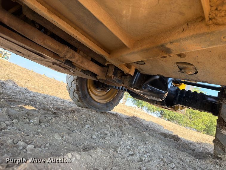 2014 Caterpillar TL943C