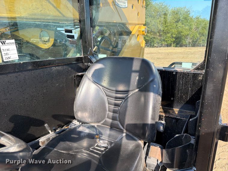 2014 Caterpillar TL943C