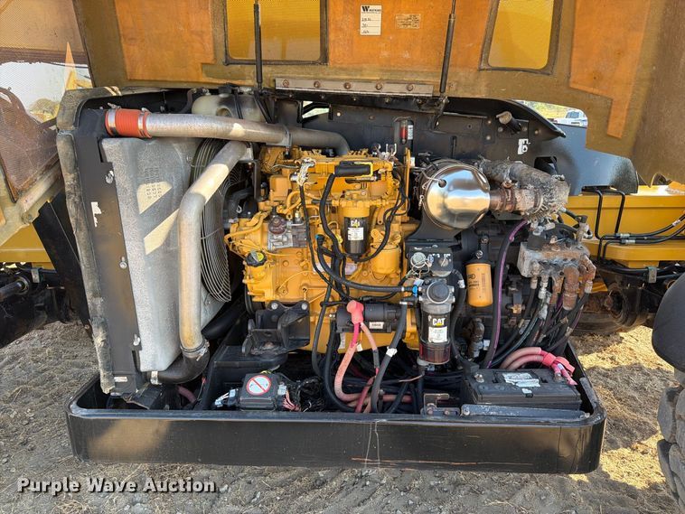 2014 Caterpillar TL943C