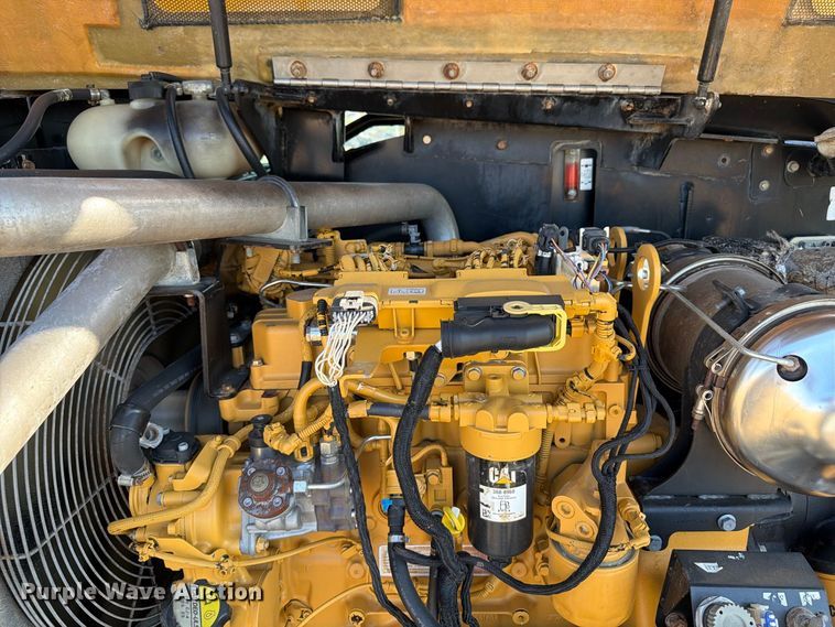 2014 Caterpillar TL943C