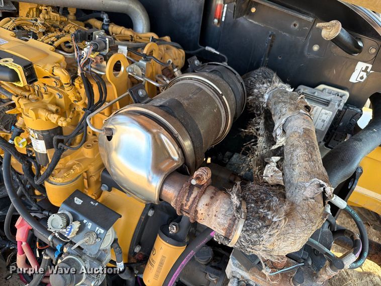 2014 Caterpillar TL943C