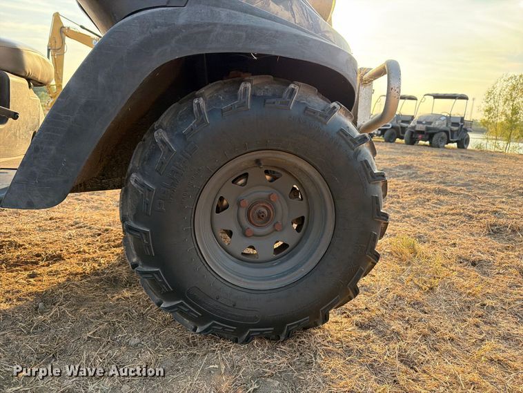 image for item FN3692 2010 Kubota RTV500 utility vehicle