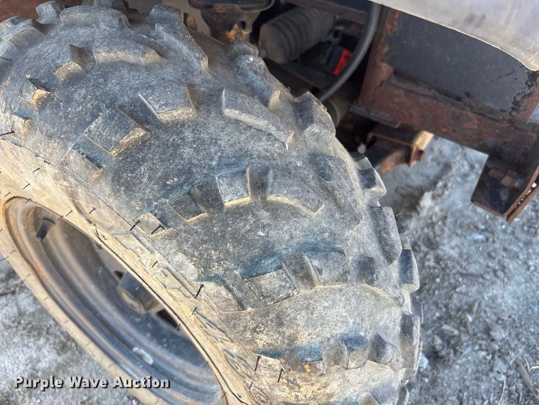 image for item FN3694 2010 Kubota RTV500 utility vehicle
