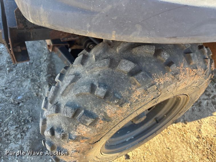 image for item FN3694 2010 Kubota RTV500 utility vehicle