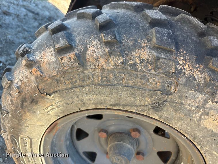 image for item FN3694 2010 Kubota RTV500 utility vehicle