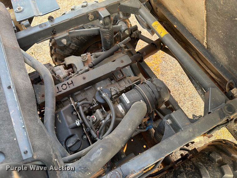 image for item FN3695 2010 Kubota RTV500 utility vehicle