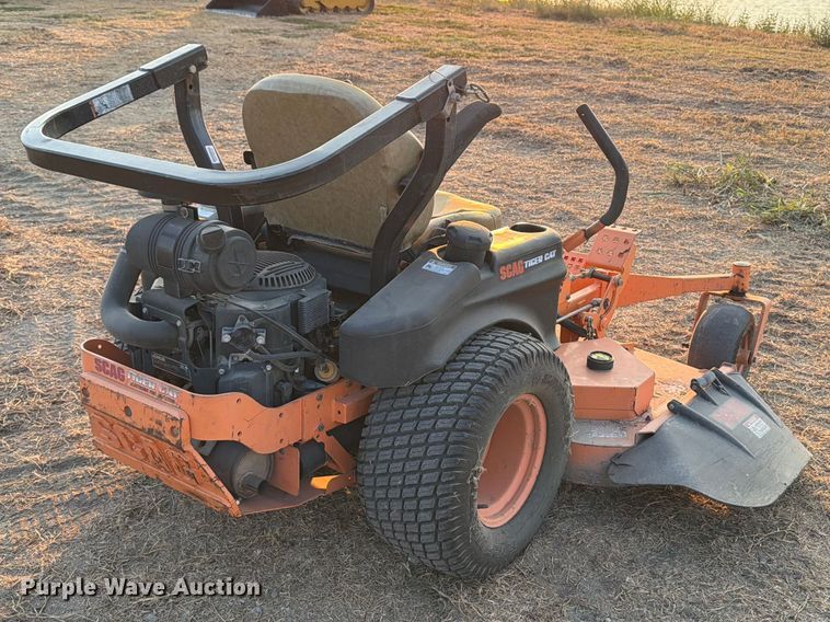 image for item FN3697 Scag Tiger Cat STC61V-26CV-ER ZTR lawn mower