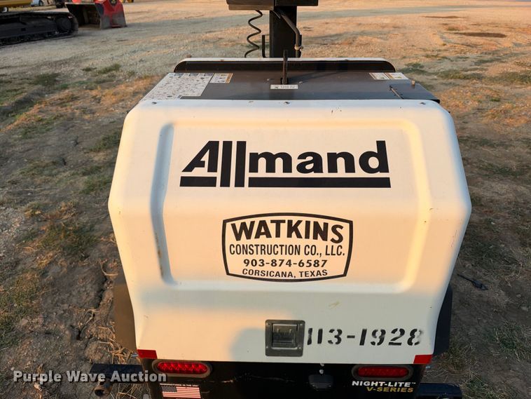 image for item FN3699 2019 Allmand Night-Lite V-Series NLV light plant