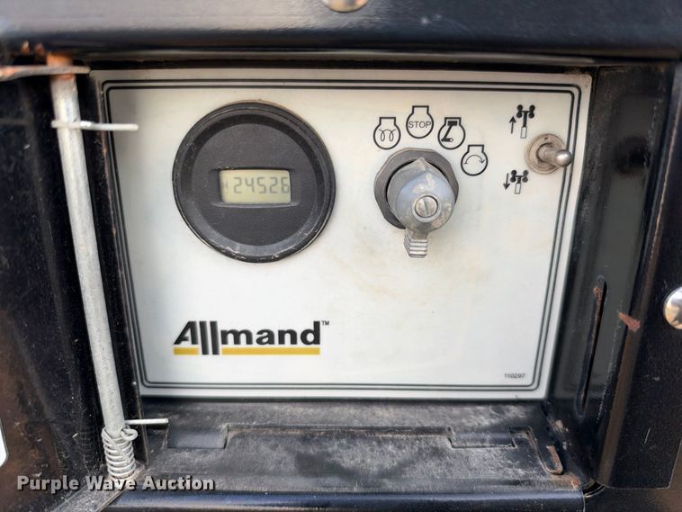 image for item FN3700 Allmand Night-Lite V-Series NLV light plant