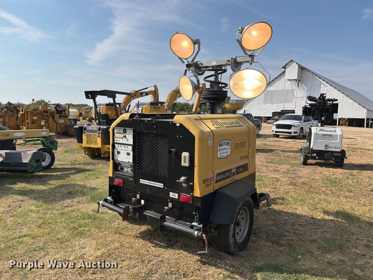 image for item FN3701 2014 Allmand Maxi-Lite II V-Series light plant