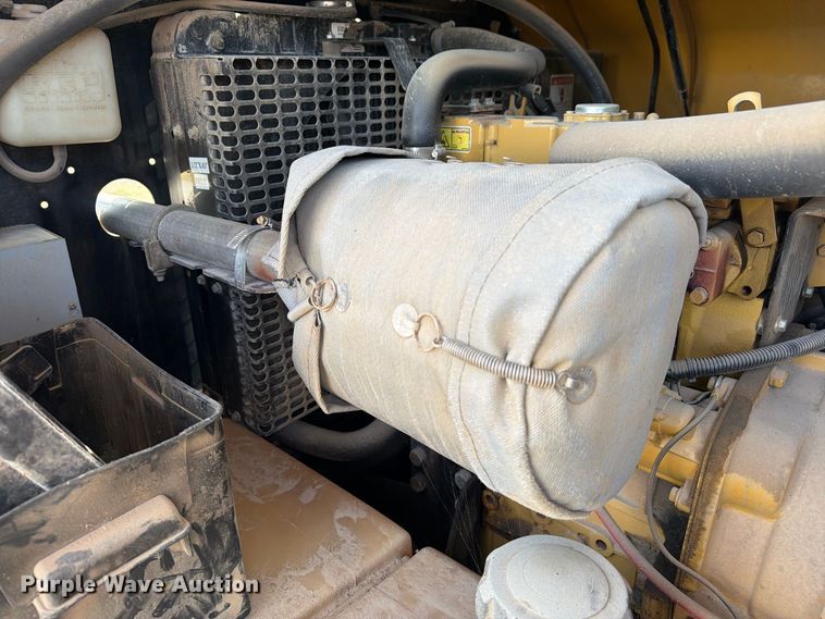 image for item FN3701 2014 Allmand Maxi-Lite II V-Series light plant