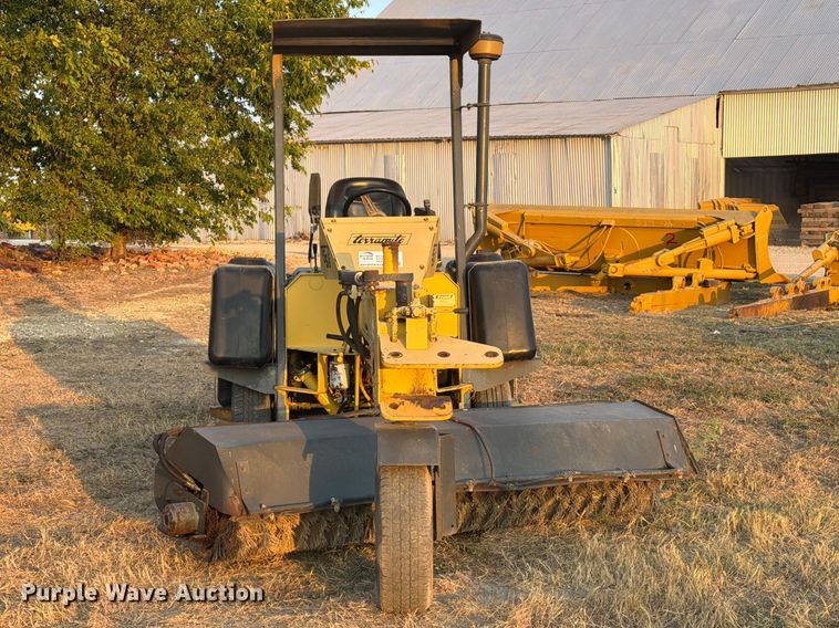 image for item FN3706 2002 Terramite TSS38 broom