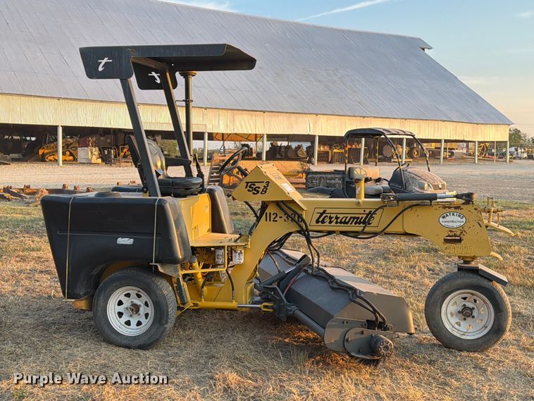 image for item FN3706 2002 Terramite TSS38 broom
