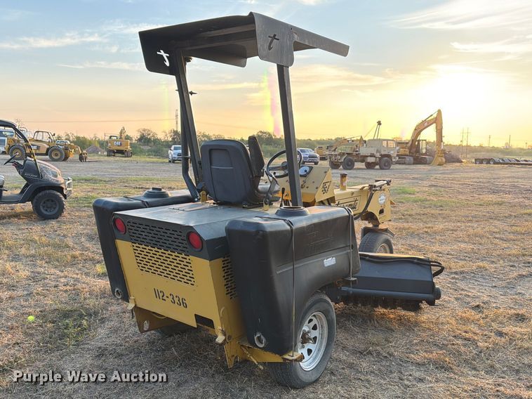 image for item FN3706 2002 Terramite TSS38 broom