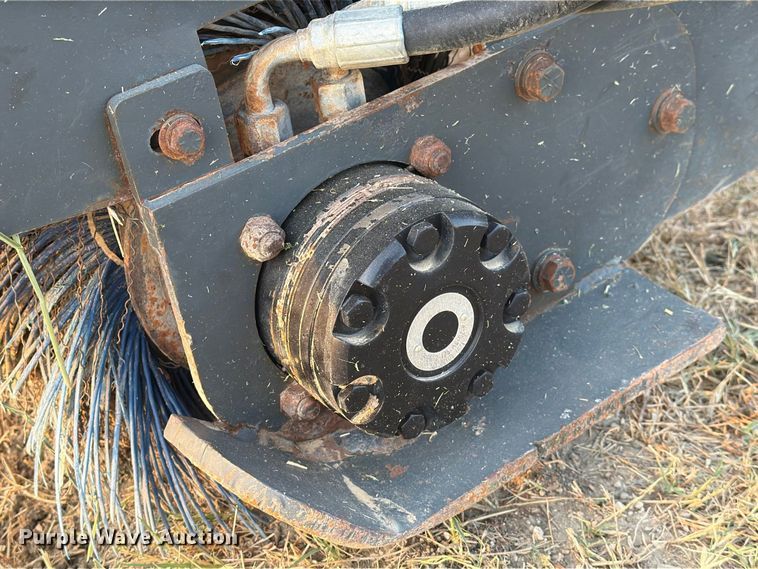 image for item FN3706 2002 Terramite TSS38 broom