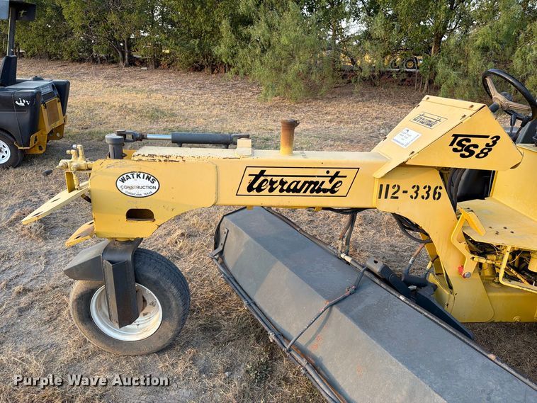image for item FN3706 2002 Terramite TSS38 broom
