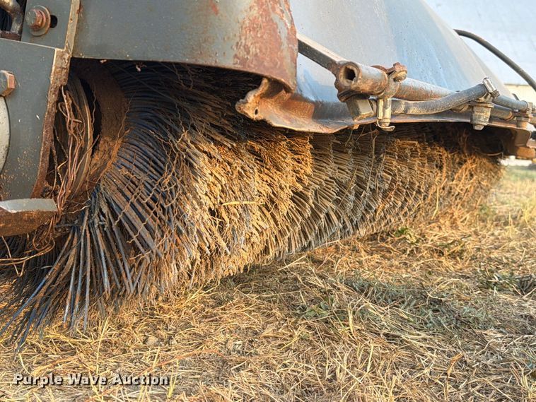 image for item FN3706 2002 Terramite TSS38 broom