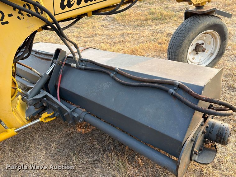 image for item FN3706 2002 Terramite TSS38 broom