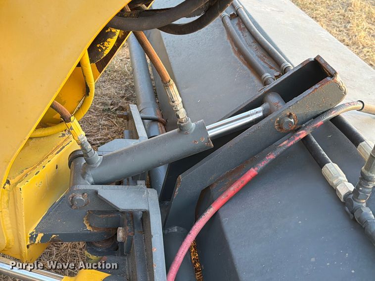 image for item FN3706 2002 Terramite TSS38 broom