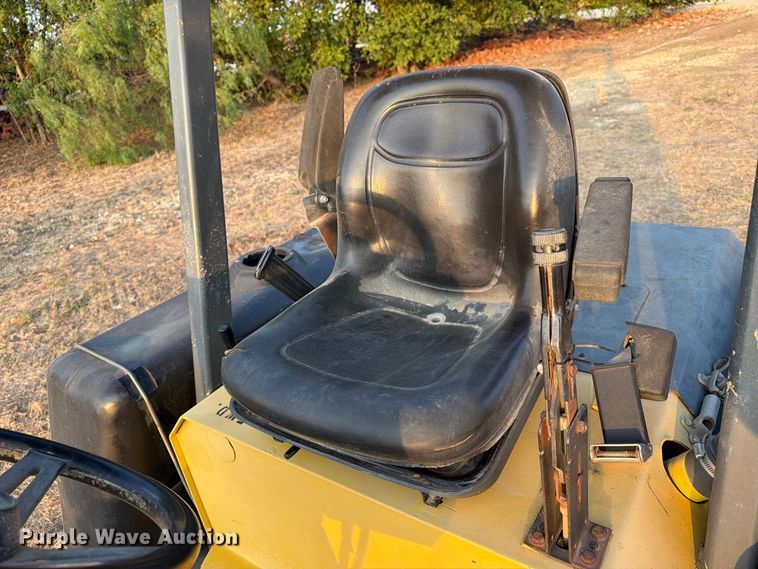 image for item FN3706 2002 Terramite TSS38 broom
