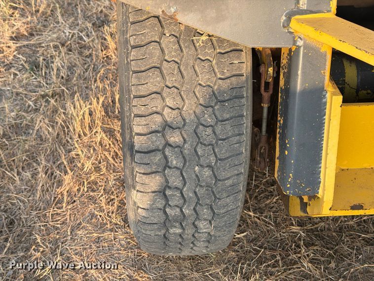 image for item FN3706 2002 Terramite TSS38 broom