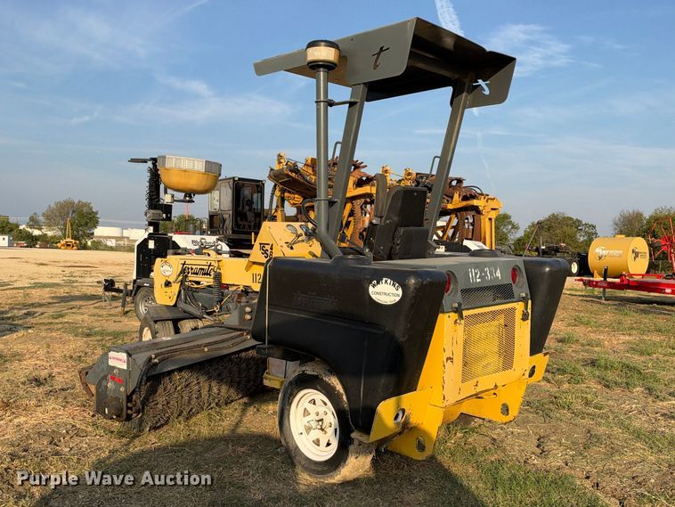image for item FN3707 Terramite TSS48 broom