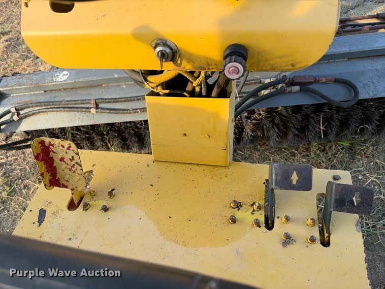 image for item FN3707 Terramite TSS48 broom