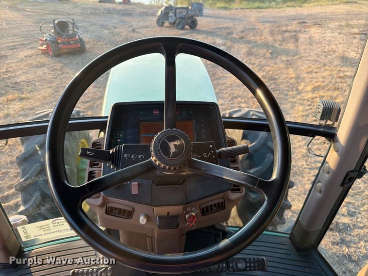 2002 John Deere 7710