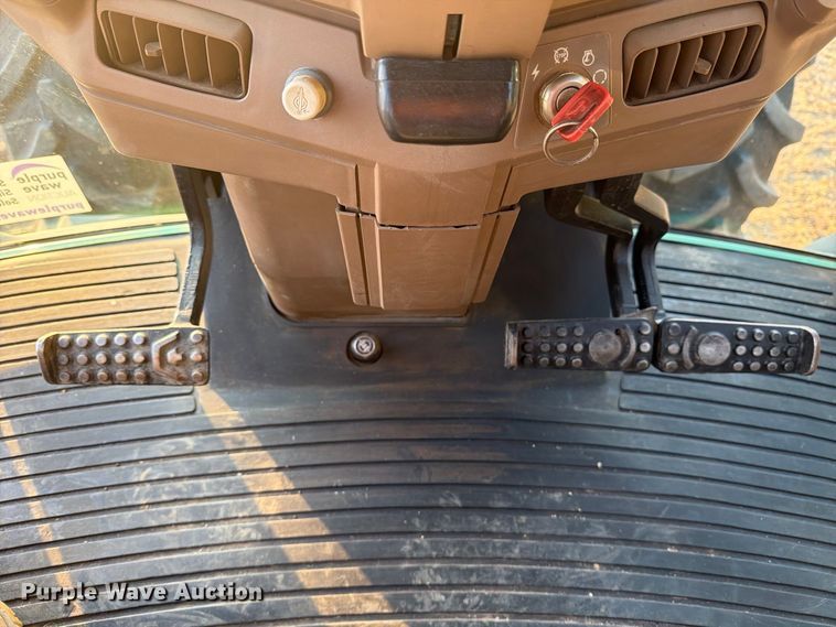 2002 John Deere 7710