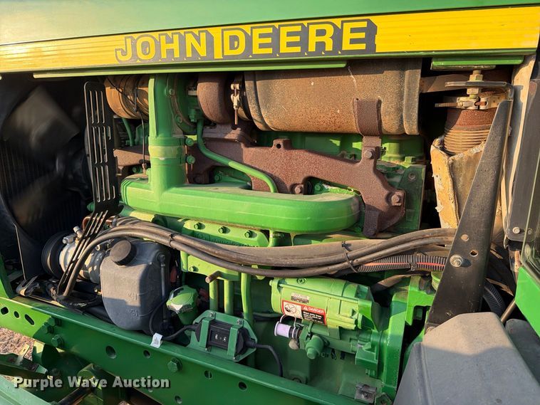 2002 John Deere 7710