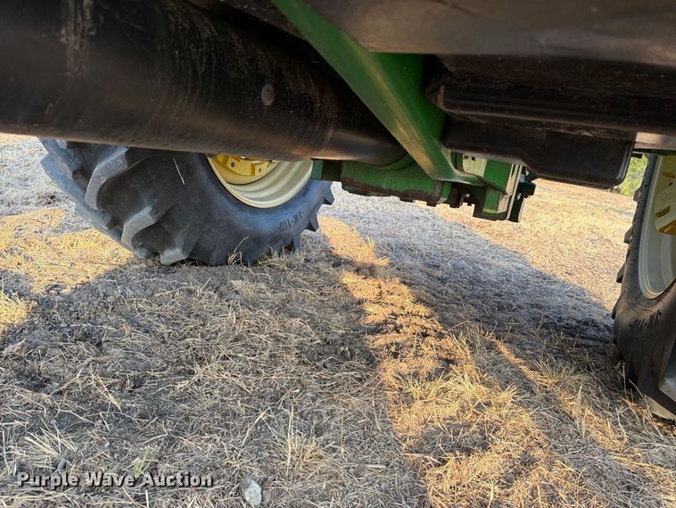 2002 John Deere 7710
