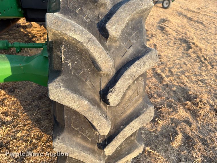 2002 John Deere 7710
