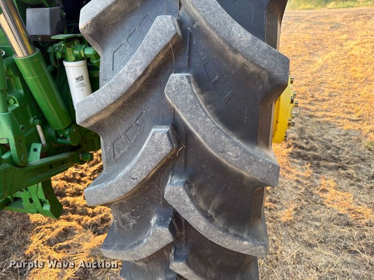 2002 John Deere 7710