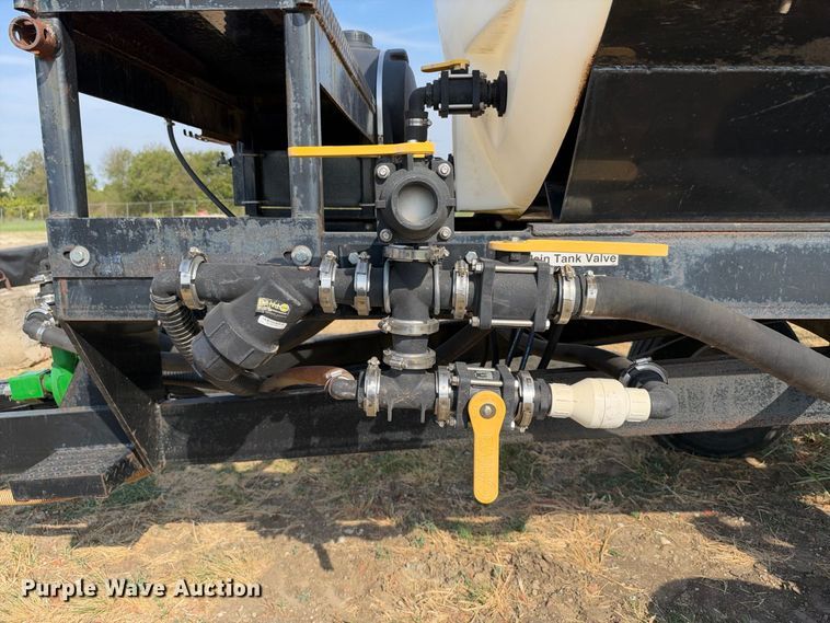 image for item FN3709 Wylie 8420 sprayer