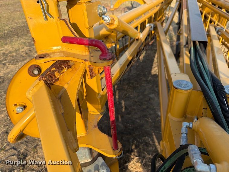 image for item FN3711 2016 Vermeer R2300 hydraulic hay rake with baler connection