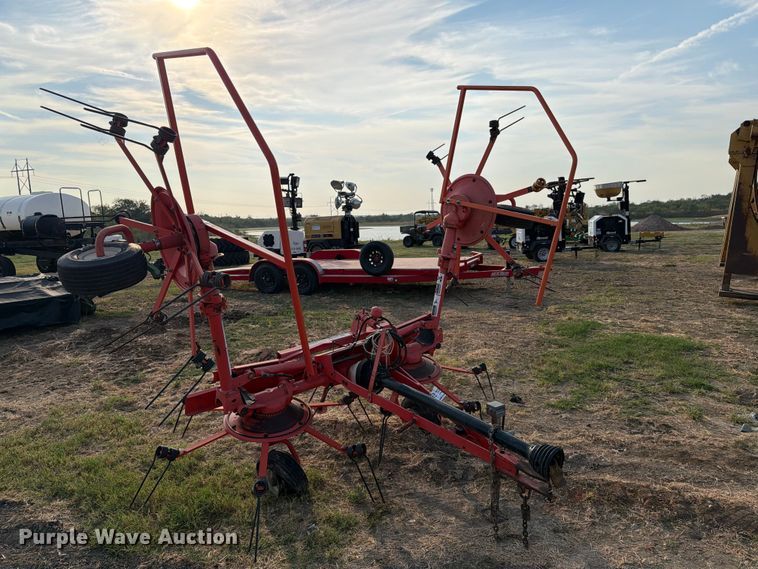 image for item FN3713 Kuhn GF 5001 THA hay tedder