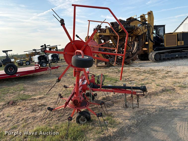 image for item FN3713 Kuhn GF 5001 THA hay tedder