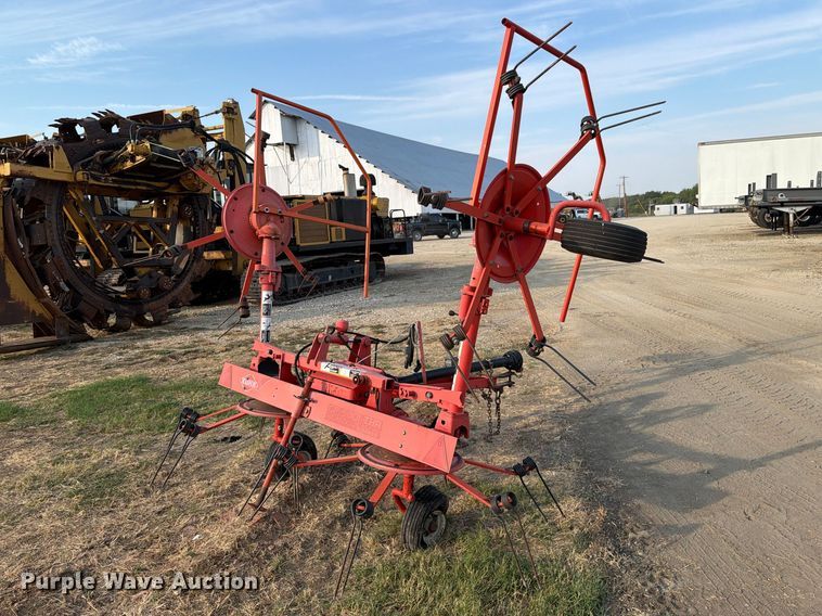image for item FN3713 Kuhn GF 5001 THA hay tedder