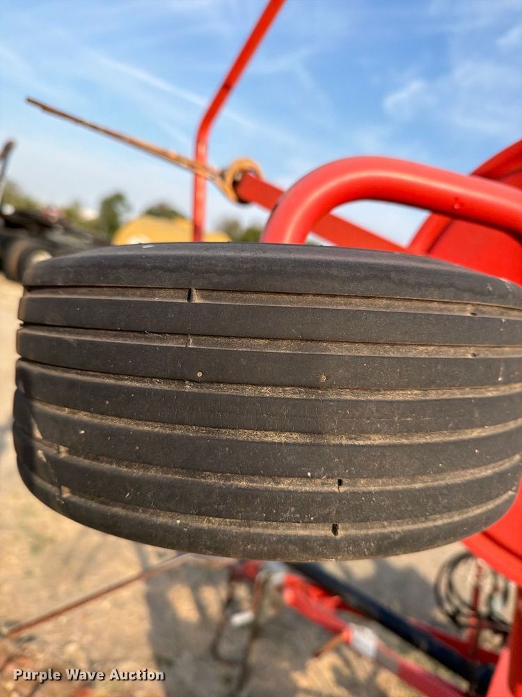 image for item FN3713 Kuhn GF 5001 THA hay tedder