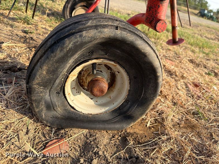 image for item FN3713 Kuhn GF 5001 THA hay tedder